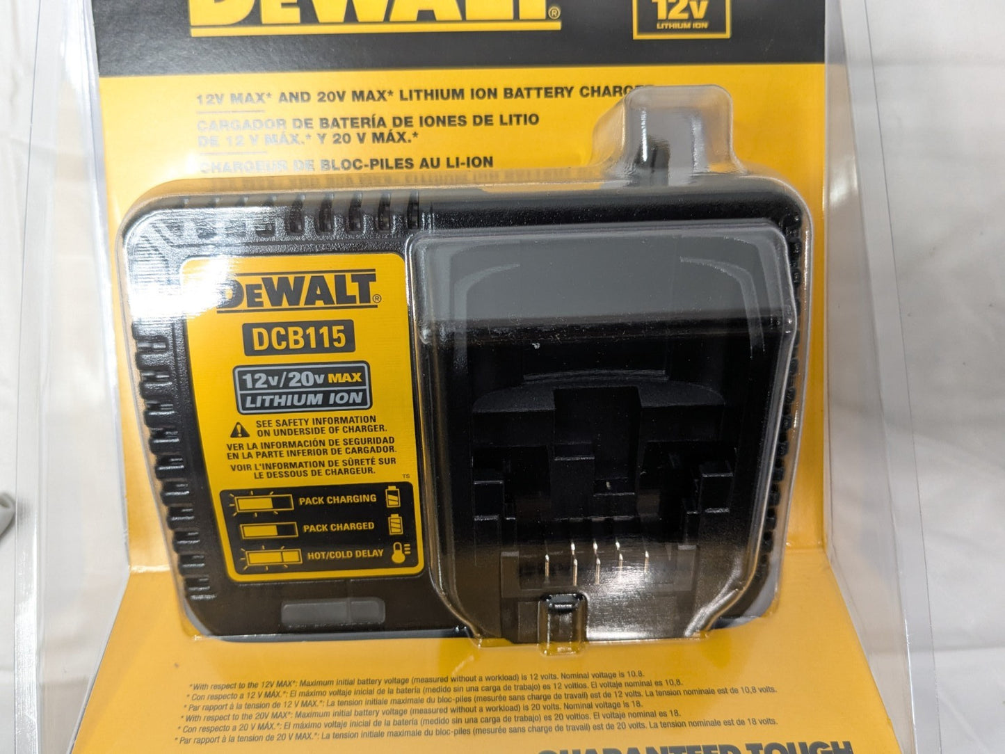 DeWALT Battery Chargers Featuring Diagnostic LED Indicators DCB115