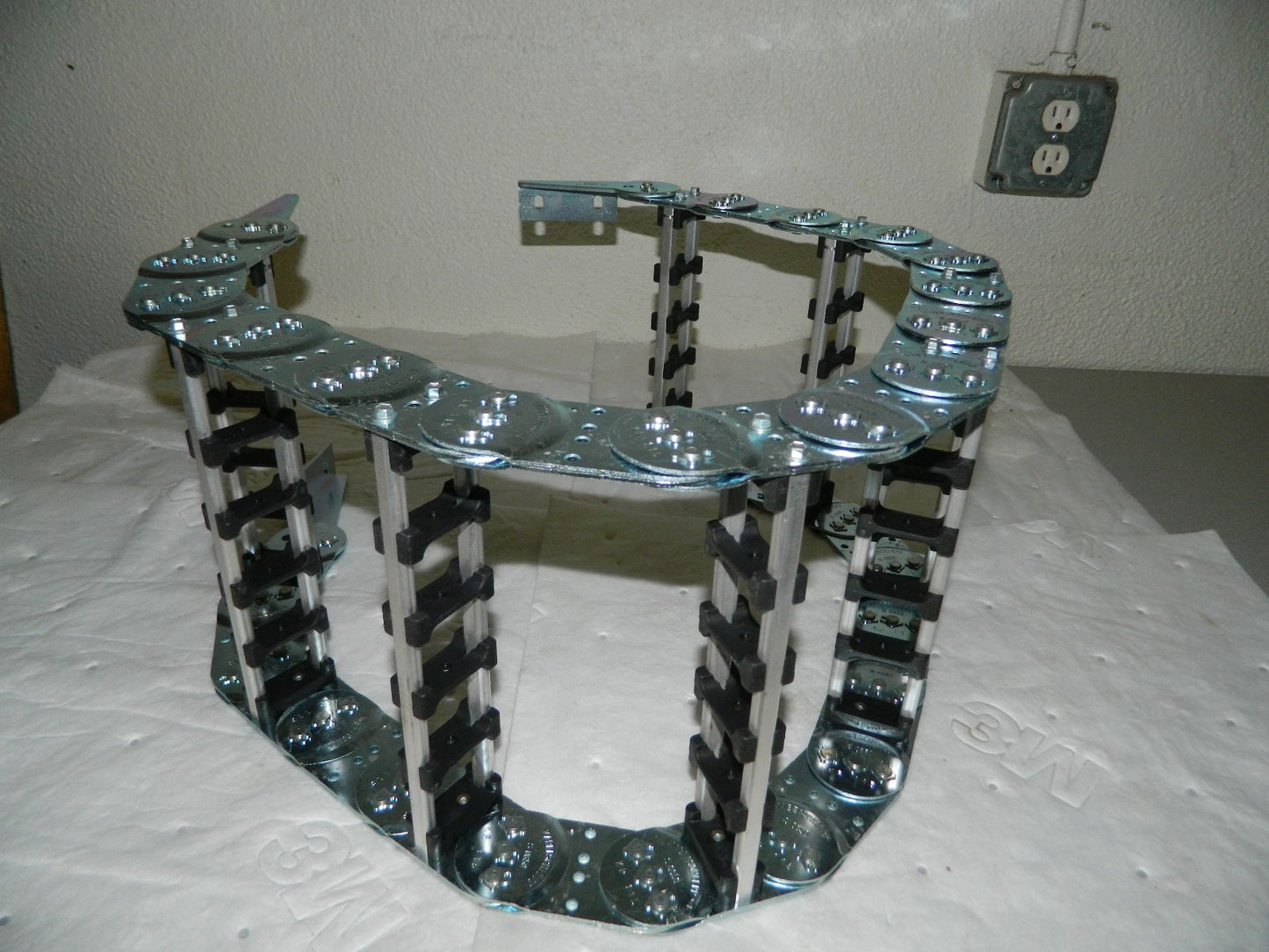 KabelSchlepp Steel Fixed Open Cable and Hose Carrier 3' Long 6S11584RLX3FWM