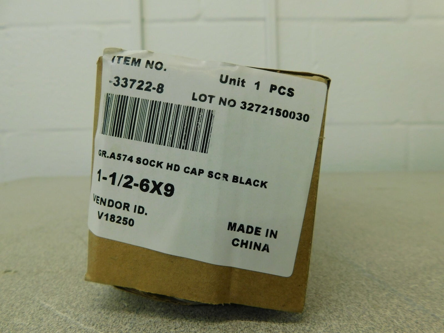 Pro-Grade 1-1/2 - 6 UNC Hex Socket Cap Screw 	-33722-8