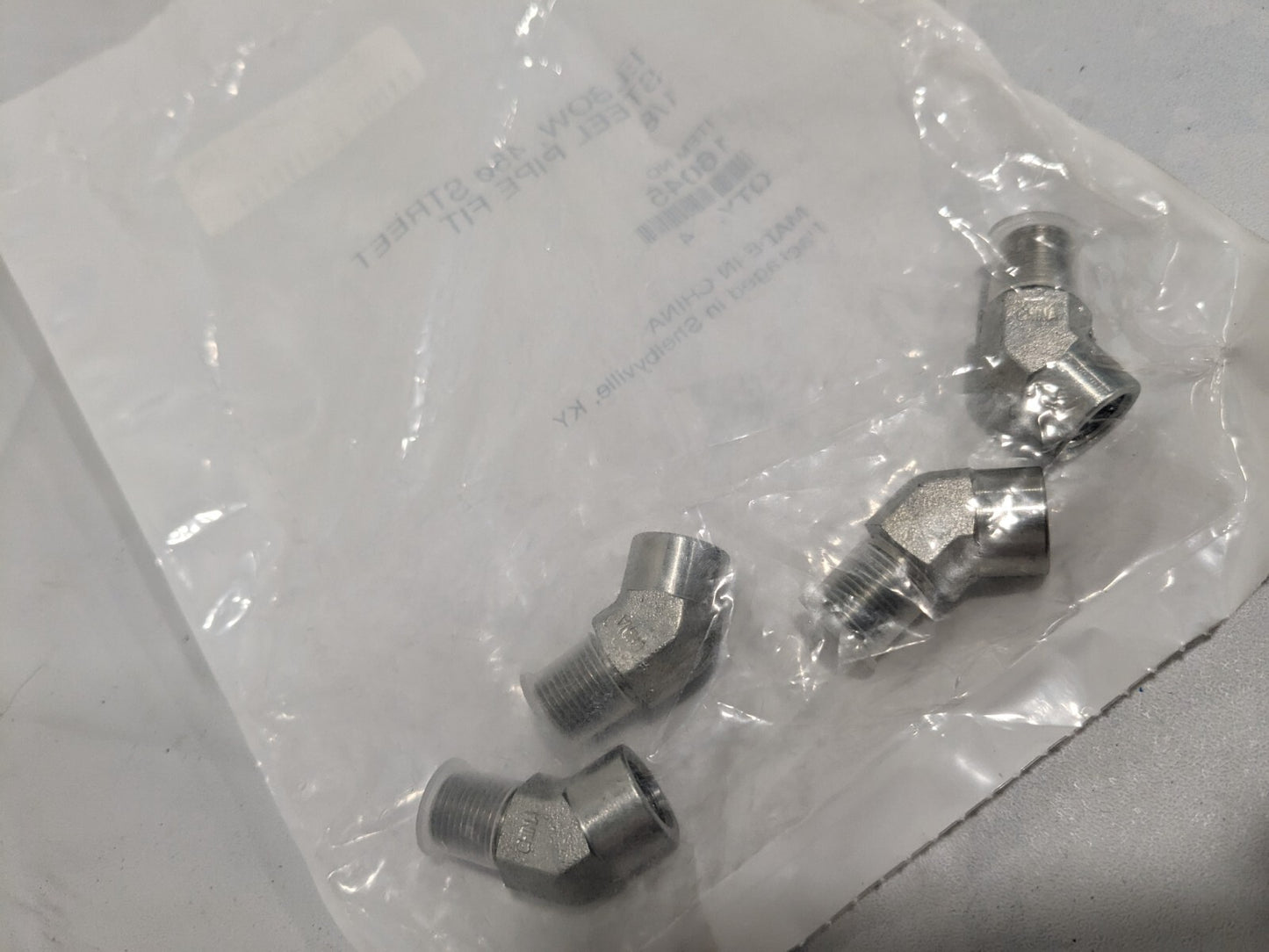 4pk of Industrial Pipes 45 ° Street Elbow MNPTF x FNPTF 16045