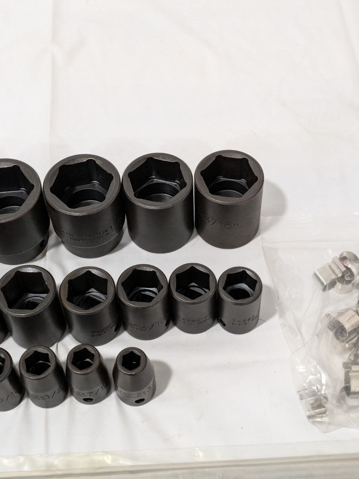 Proto Socket Set: Impact Standard, 19 Pc, 1/2" Drive, 3/8 to 1-1/2" J74106