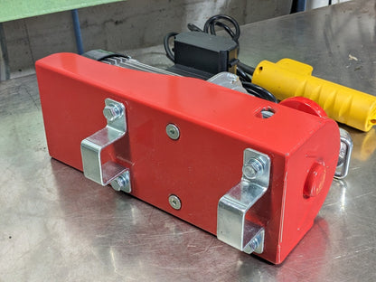 Electric Cable Hoist 880 lb. Capacity 38 Ft. Max Lift 120v