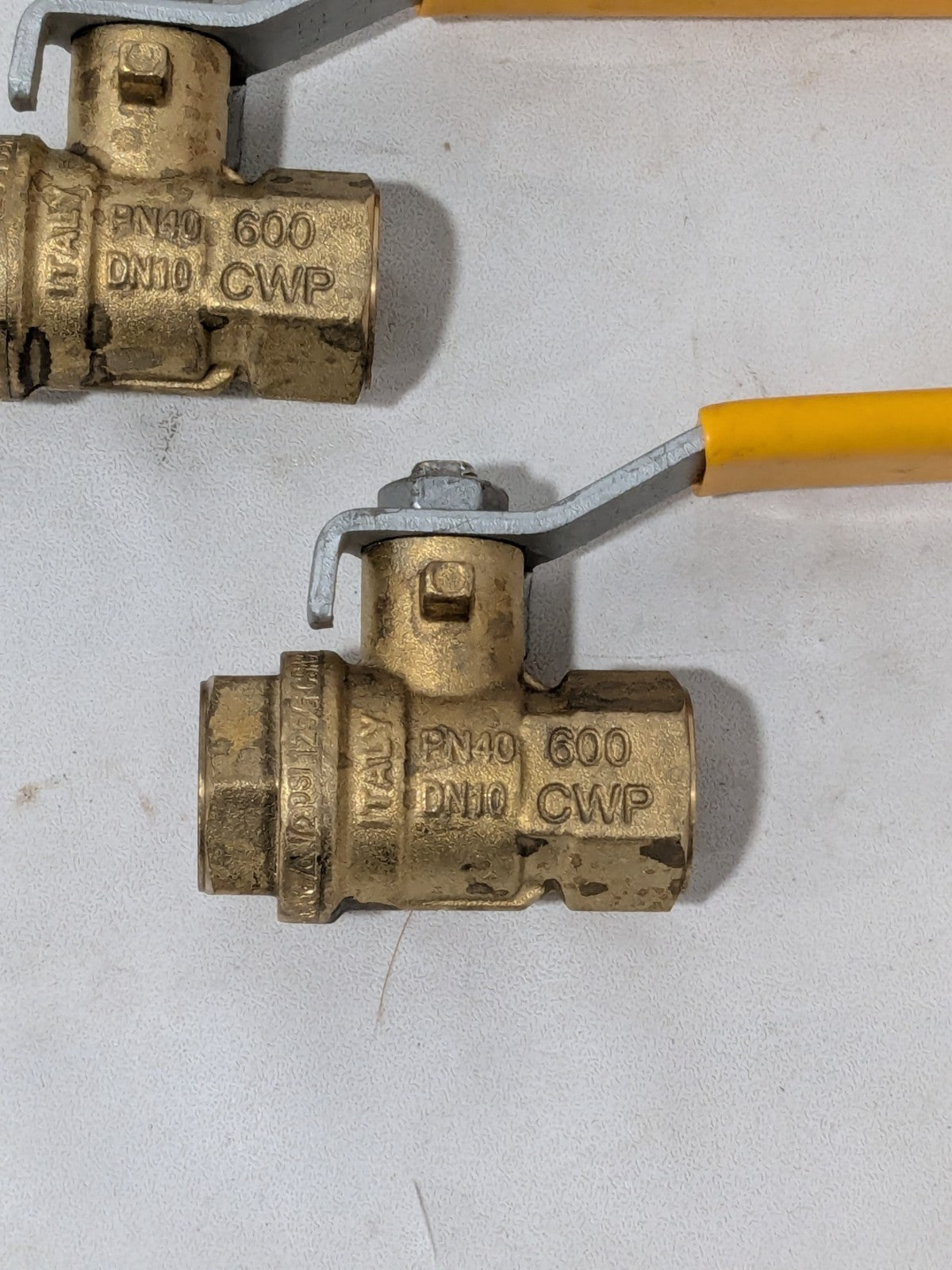 Parker Standard Ball Valve: 3/8" Pipe, Brass FNPT x FNPT Qty 2 XV520P-6