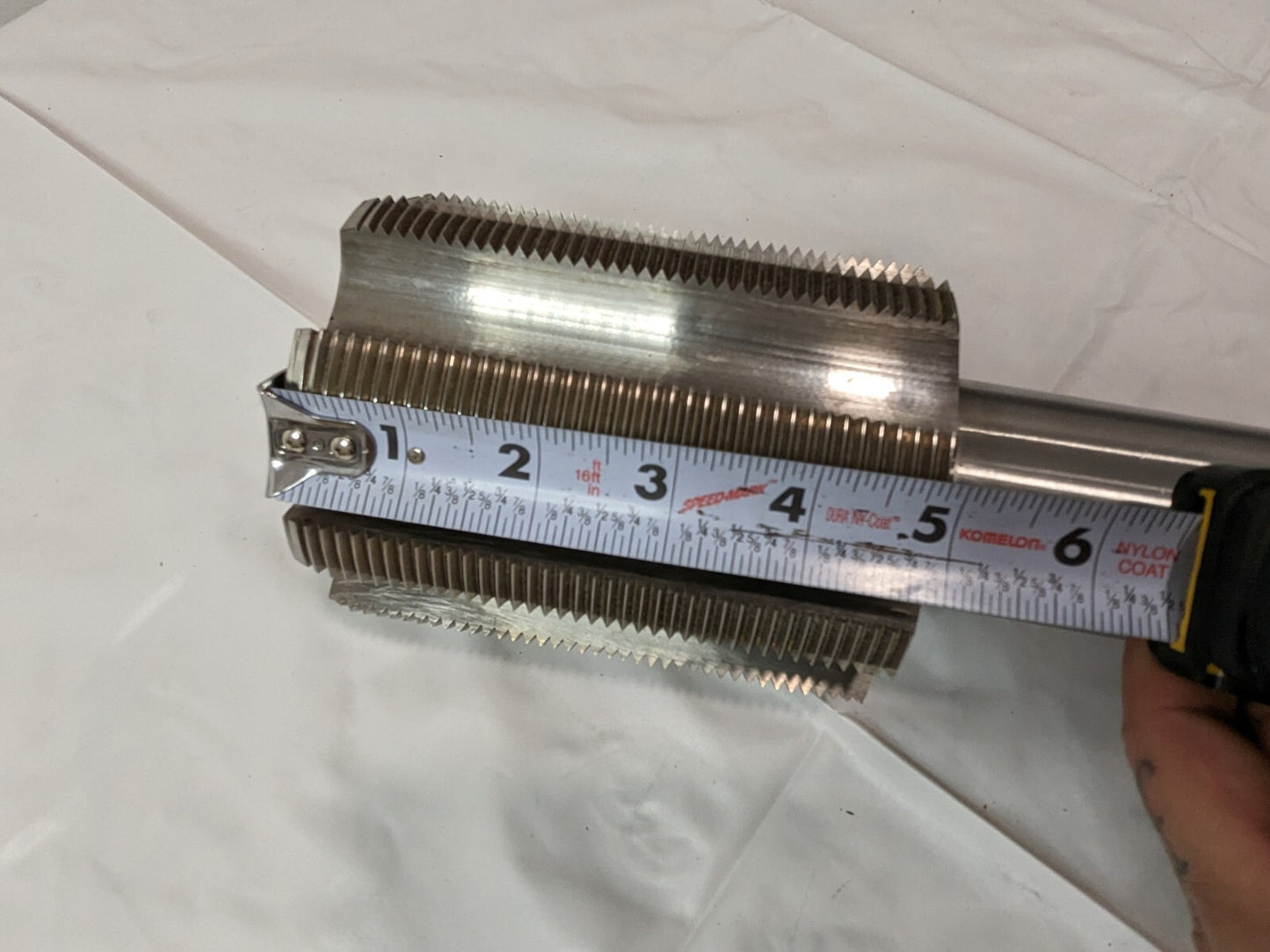 Straight Flute Tap HSS 4-8UNS H8 X 5" Thread Length X 10-1/2" OAL 8FL JY4888715