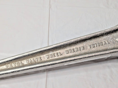 Gearench Aluminum Valve Wheel Wrench Petol 100 Series 2-1/2" Opening VW103AL