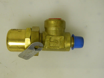 Parker Relief Valve 1/4" Inlet 1-11/16" Wide 3-3/4" High 631B-12-