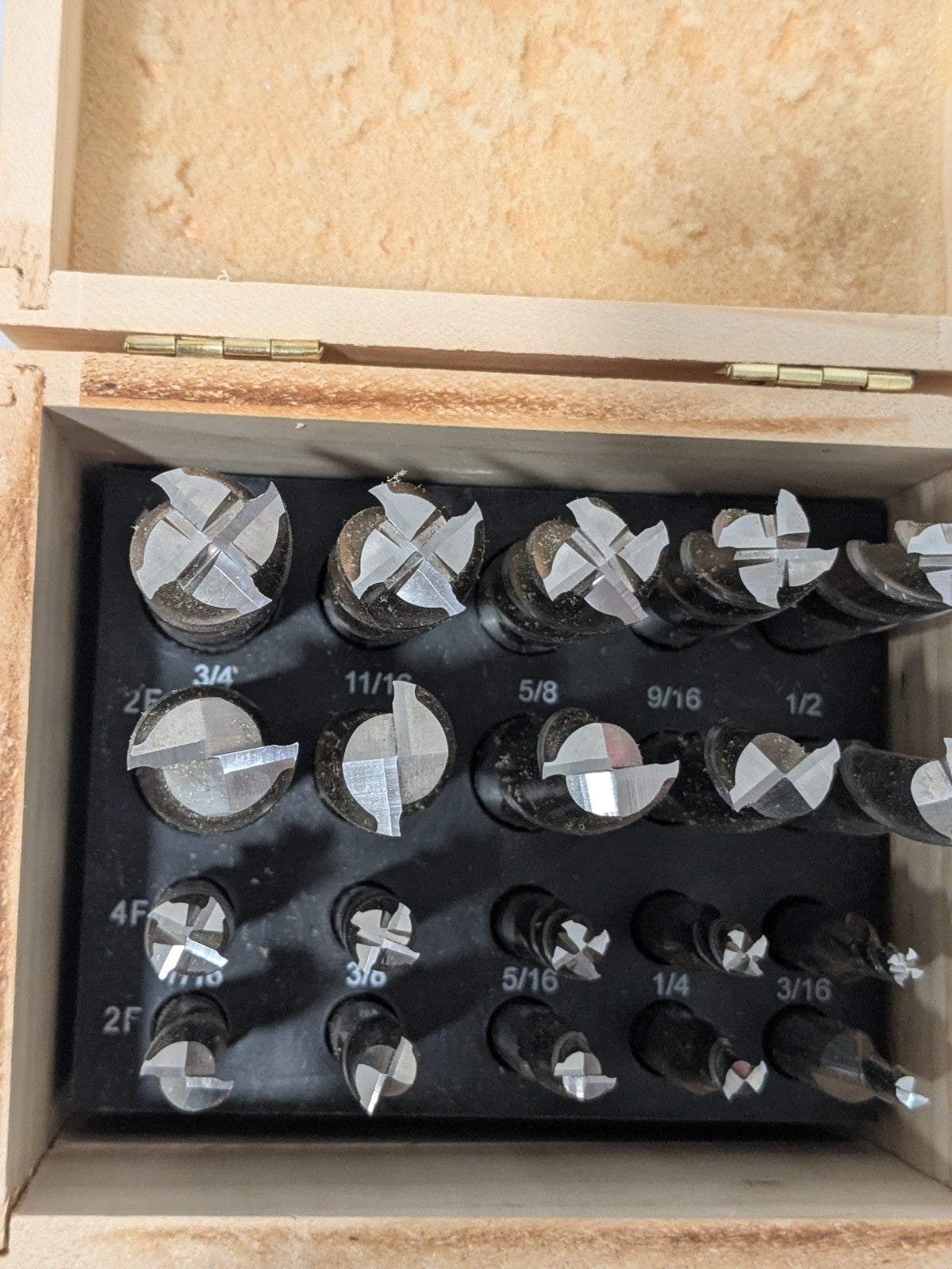 20 Pc End Mill Set: High Speed Steel, Uncoated, Single End 320-1000
