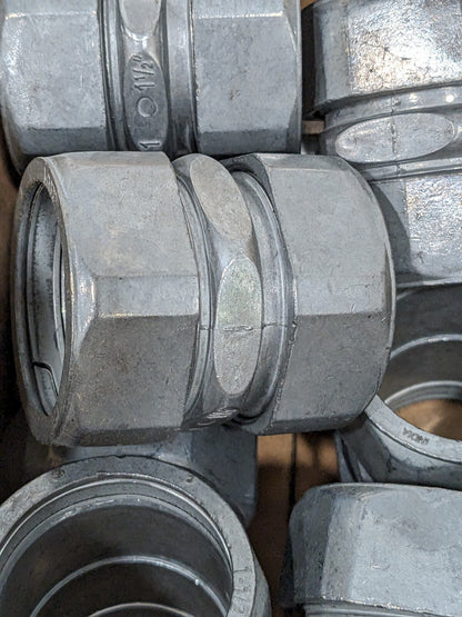 T&B Conduit Coupling: For EMT, Die Cast Zinc, 1-1/2" Trade Size Qty 10 TK215SC