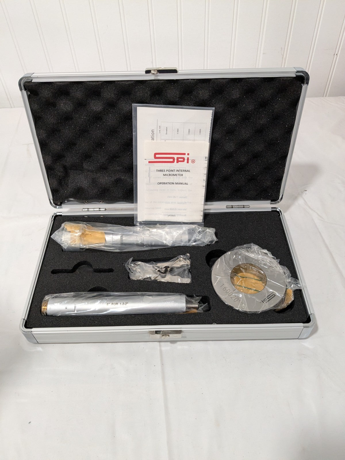 SPI Mechanical Hole Micrometer: 1.6000 to 2.0000" Range 21-907-1