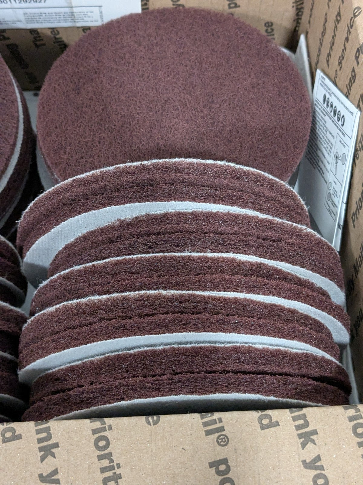 3M Hook &amp; Loop Disc: 5" Dia, Non-Woven, Aluminum Oxide Box of 40 710013