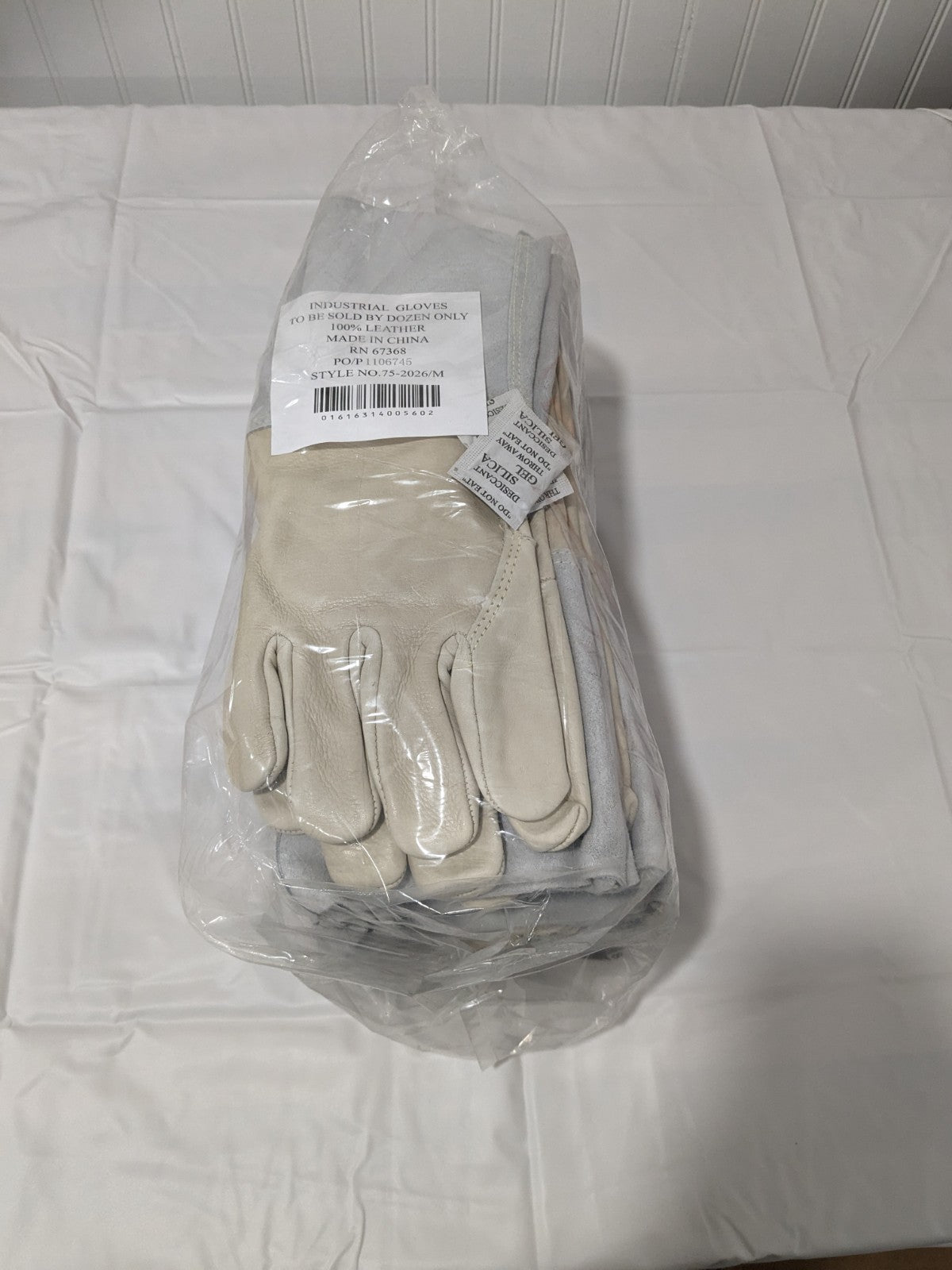 PIP Welding/Heat Protective Glove Size M Qty 12 75-2026/M