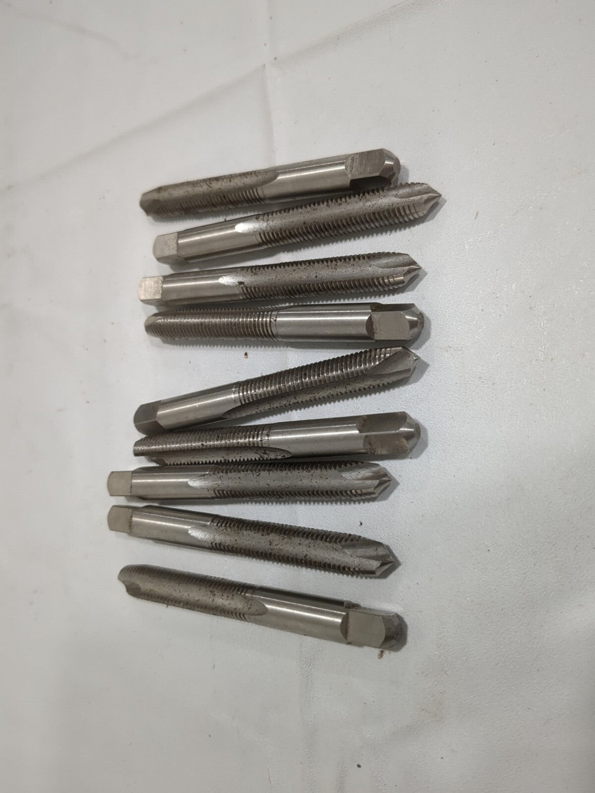 HERTEL 9pk Spiral Point Tap: 5/16-24 UNF, 2 Fl HSS K008419AS