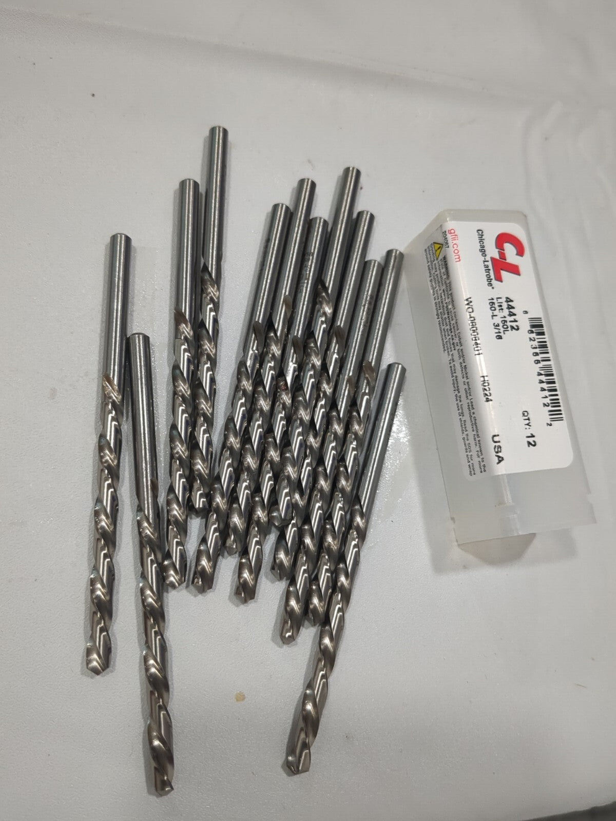 CHICAGO-LATROBE 12pc Jobber Length Drill Bits 3/16"Dia 118 deg HSS 44412