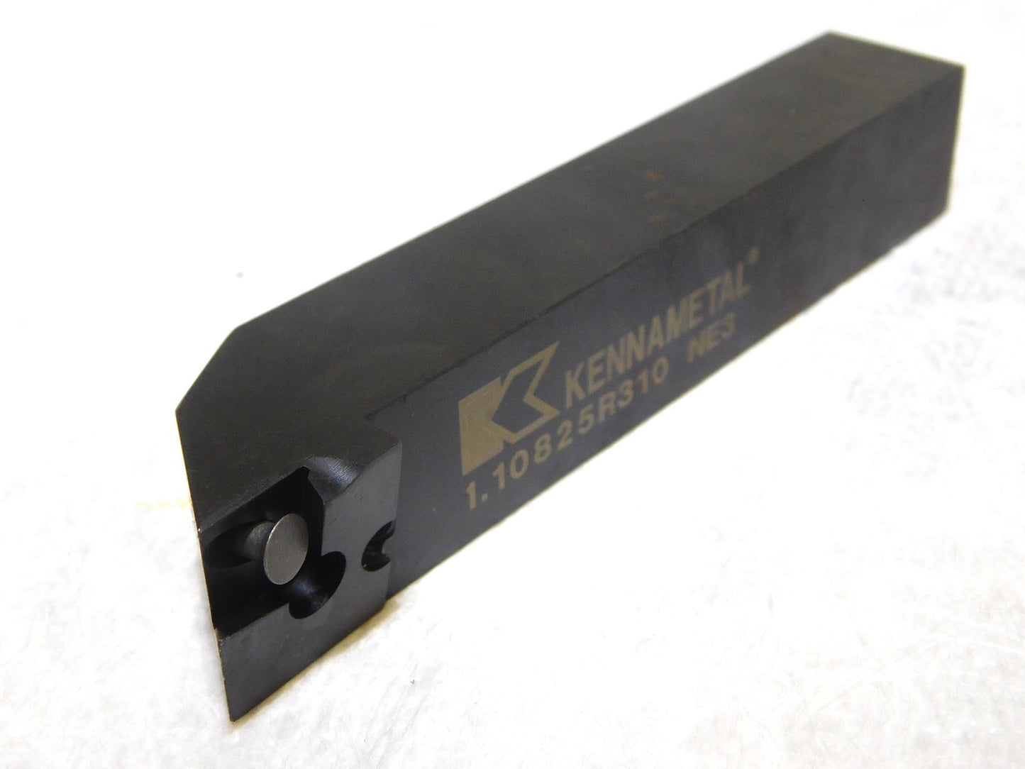Kennametal Indexible Turning Toolholder 63/64 Shank Dia RH 150mm OAL 1245247