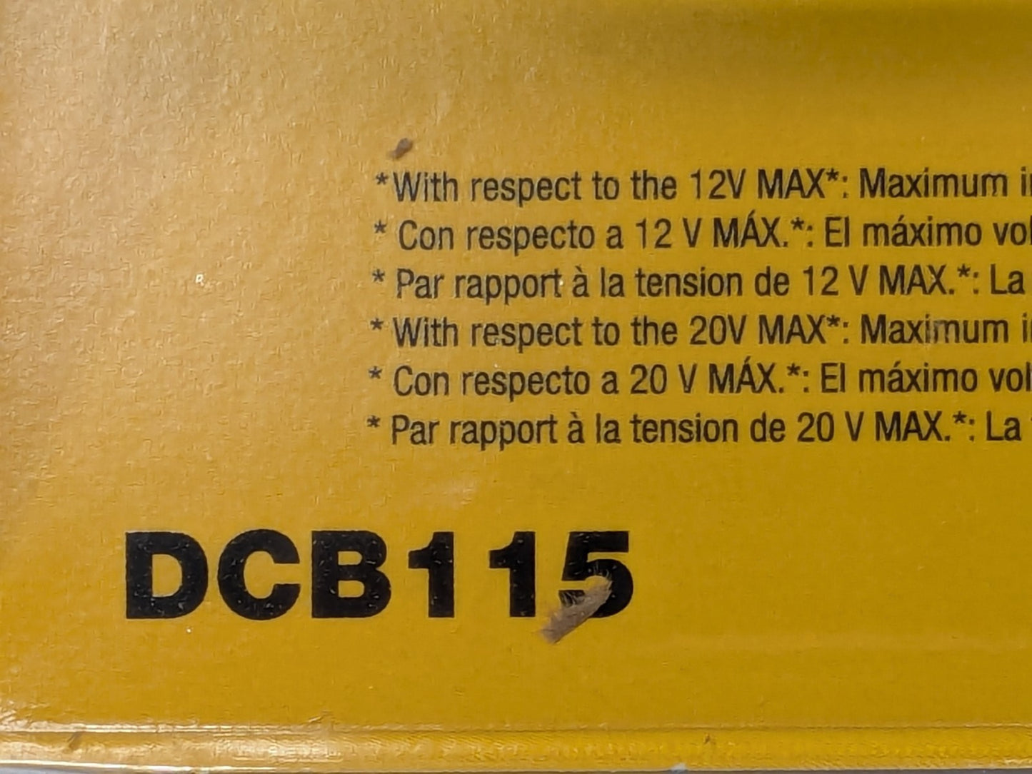 DeWALT Battery Chargers Featuring Diagnostic LED Indicators DCB115