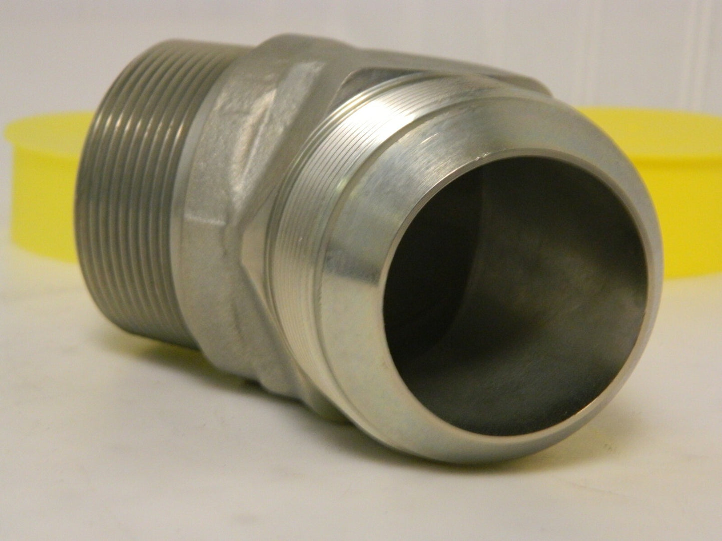 Parker 2" Tube OD x 2" NPTF 37° Steel Flared Tube Male 45° Elbow 32 VT