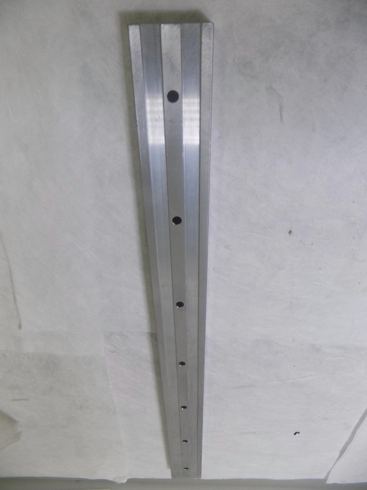 Pacific Bearing Roller Rail System 24" OAL x 1-1/8" OAW 847 Lb. Cap. #