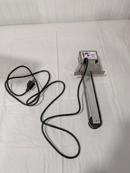 Mini-Skimmer Oil Skimmer: 0.25 GPH, 8" Reach, with On/Off Switch MSRS8CS