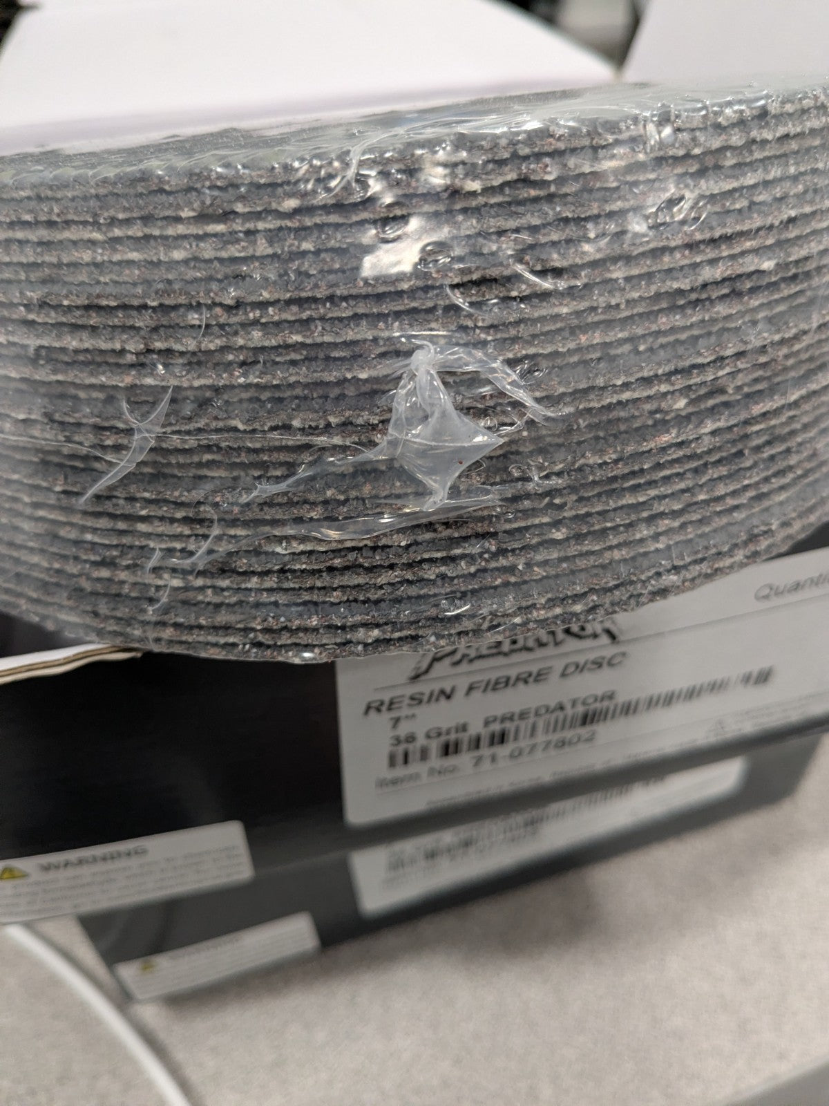 ARC Fiber Disc: 7" Disc Dia, 7/8" Arbor Hole, 36 Grit Box of 25 71-077802