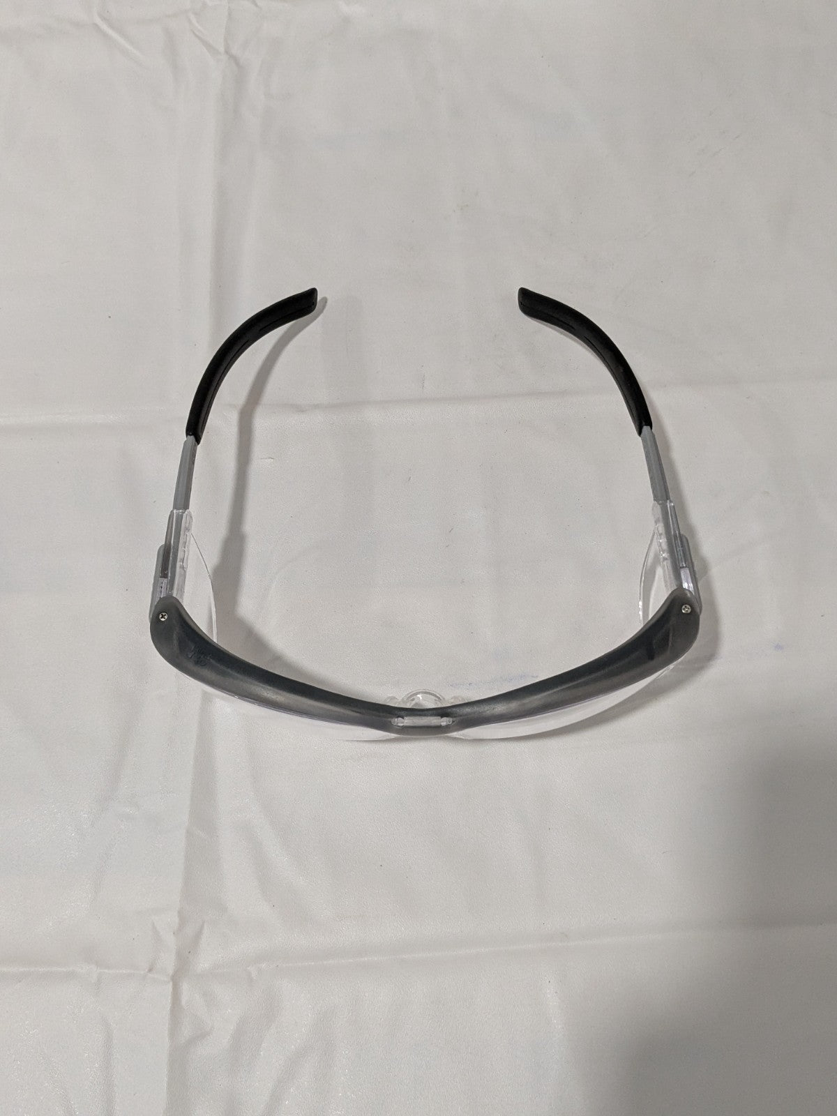 (15) 3M Nuvo Gray Safety Glasses W/Clear Anti-Fog/Anti-Scratch Lens 7000127497