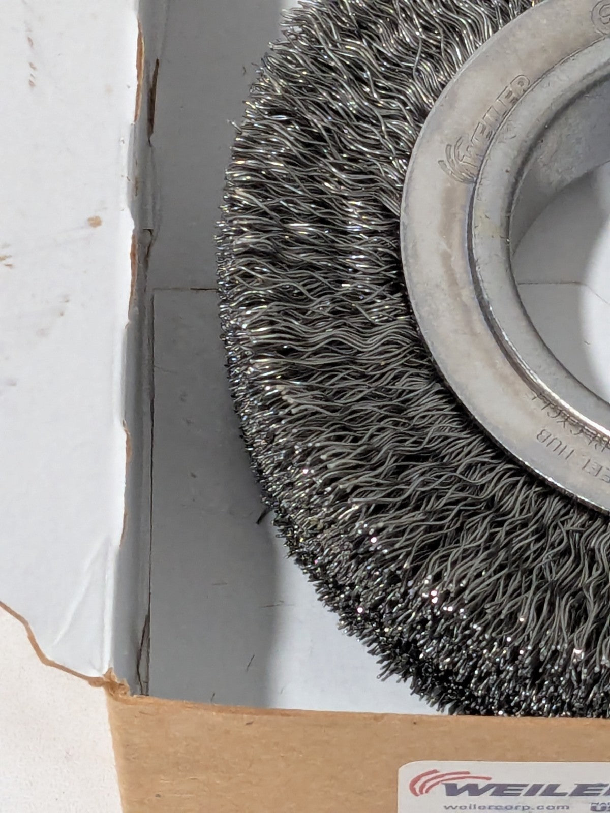 Weiler Wheel Brush: 4-1/2" Wheel Dia, 1-1/4" Face Width, 0.0140" Wire Dia 03020