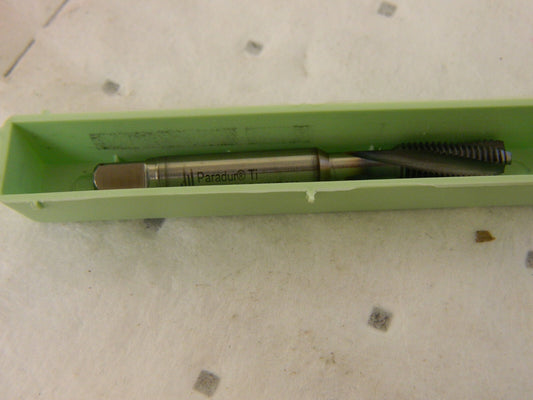 WALTER Spiral Flute Tap: 1/4-28 UNF 3fl Cobalt 5080758