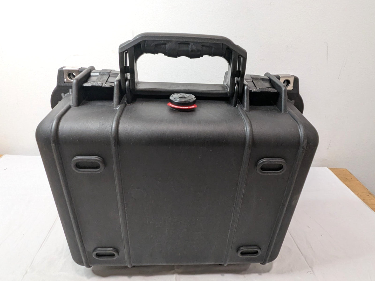 Pelican 1400 Case W/Foam Black 1400-000-110