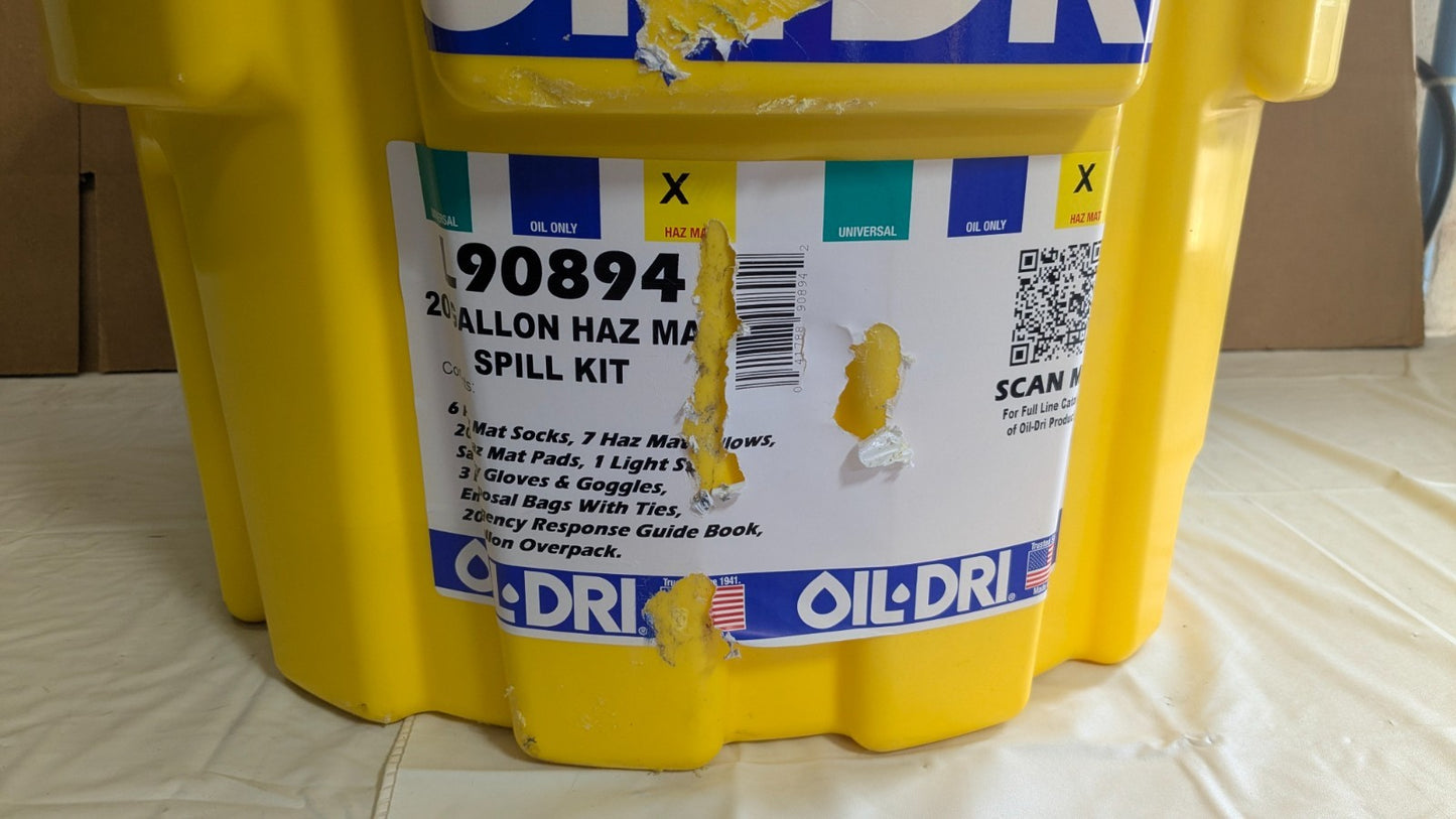 OIL-DRI Spill Kit for Chemical & Hazardous Materials  20 Gal Capacity  L90894