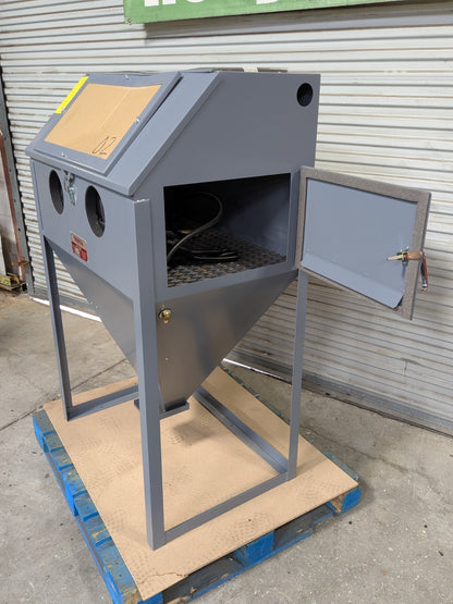 Trinco Model 36 Sandblast Cabinet w/ Dust Collector 36" x 24" x 23" Workspace