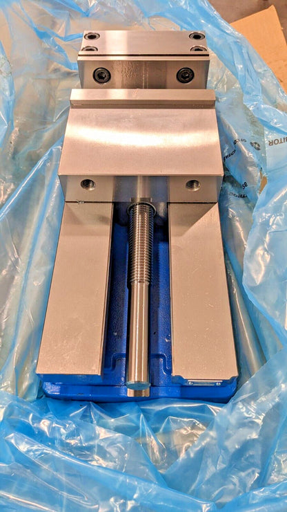 Kurt Vise 6" Jaw Width X 9" Jaw Opening HD691 INCOMPLETE