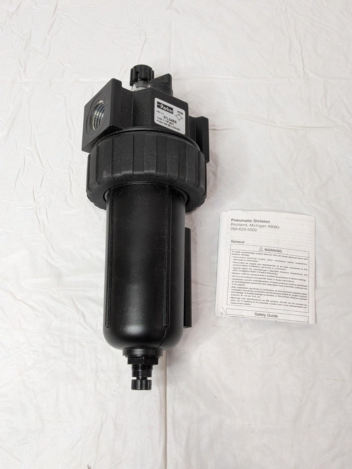 Parker Standard Compressed Air Lubricator 1/2" Port NPT Ends 90 CFM 07L34BE