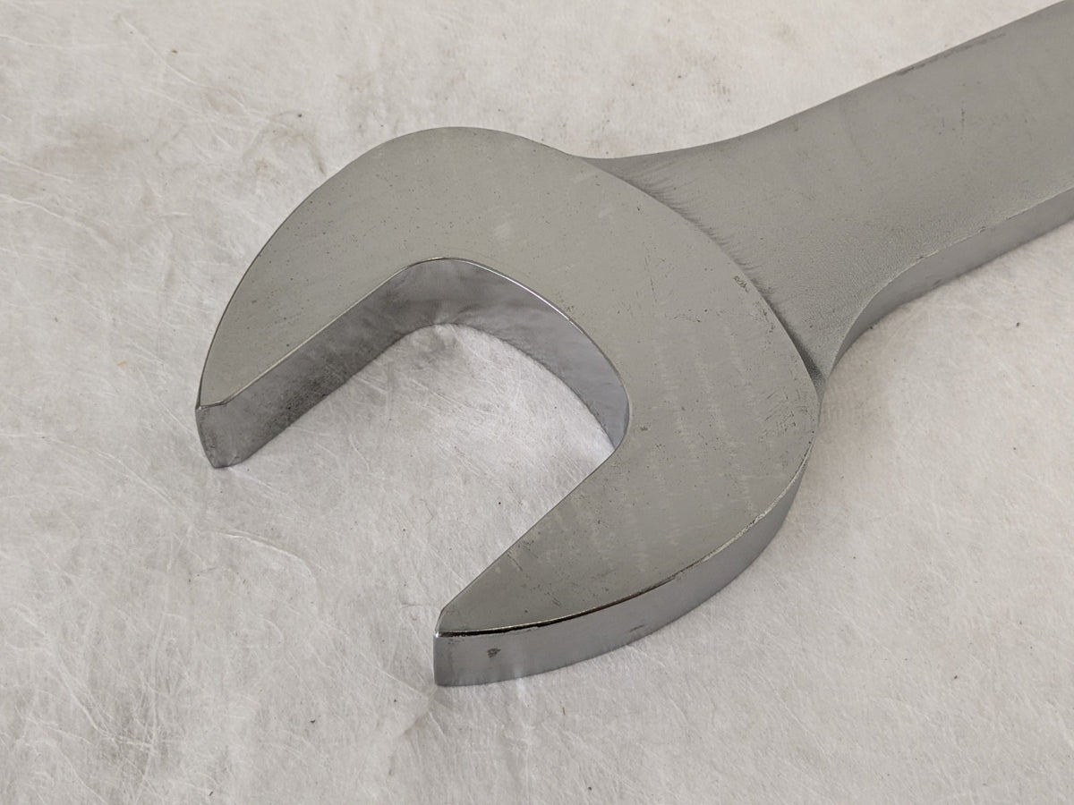 Williams 2-1/2" Combination Wrench 12-Point 29-15/16" OAL Satin Chrome