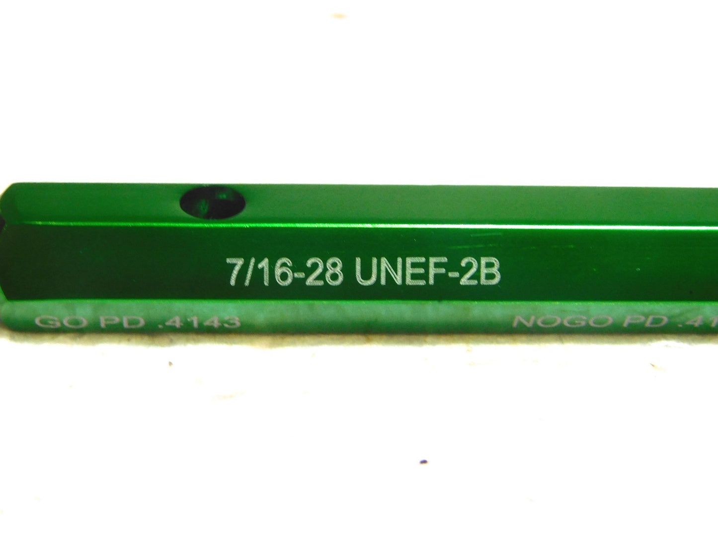 GF Gage Taperlock Thread Plug Gage 7/16-2B Class 2B Go/NoGo W0437282BS