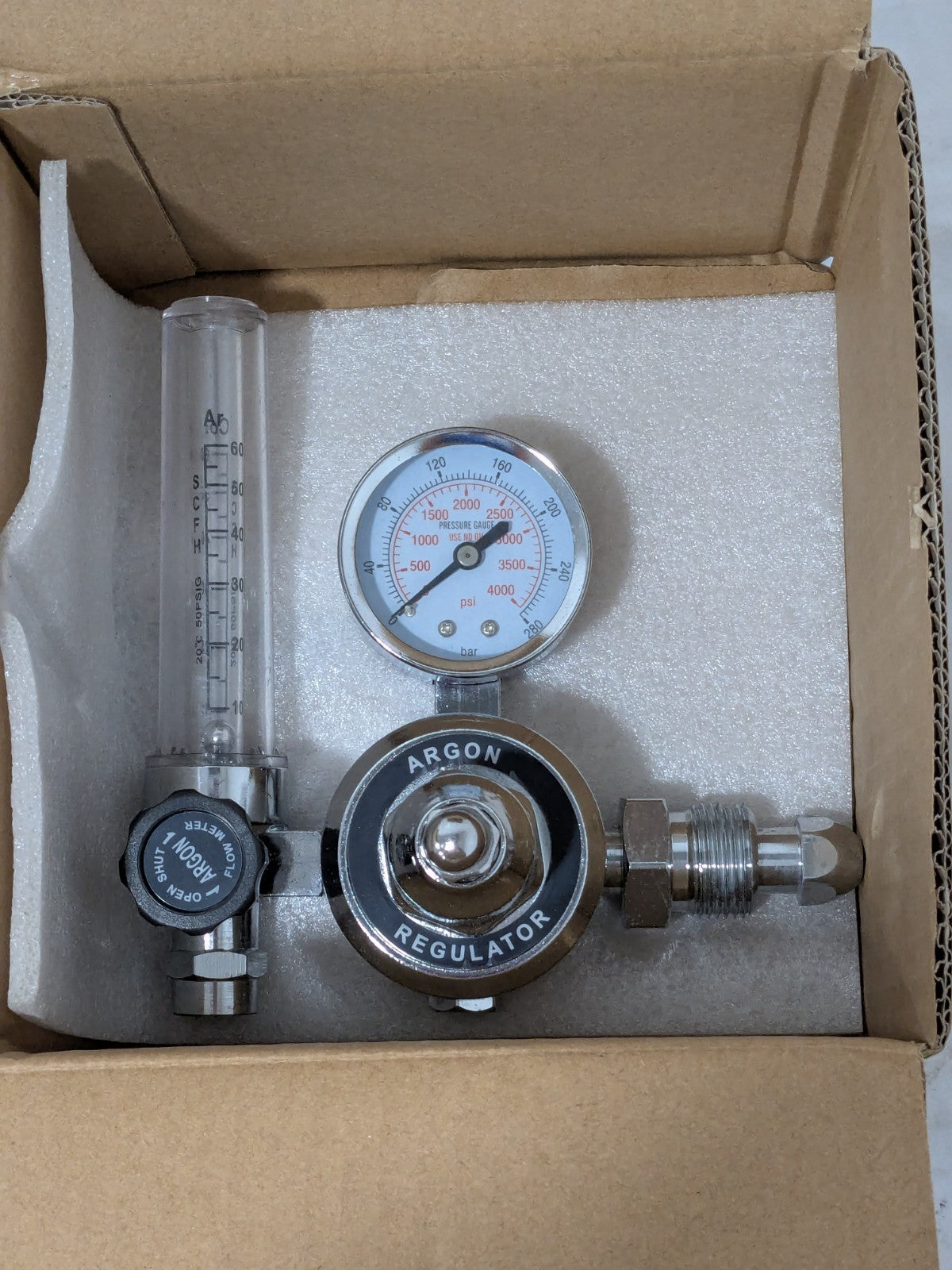 Pro-Source Welding Gas Regulators: Gas Type: CO2, Argon 70100455 PRO