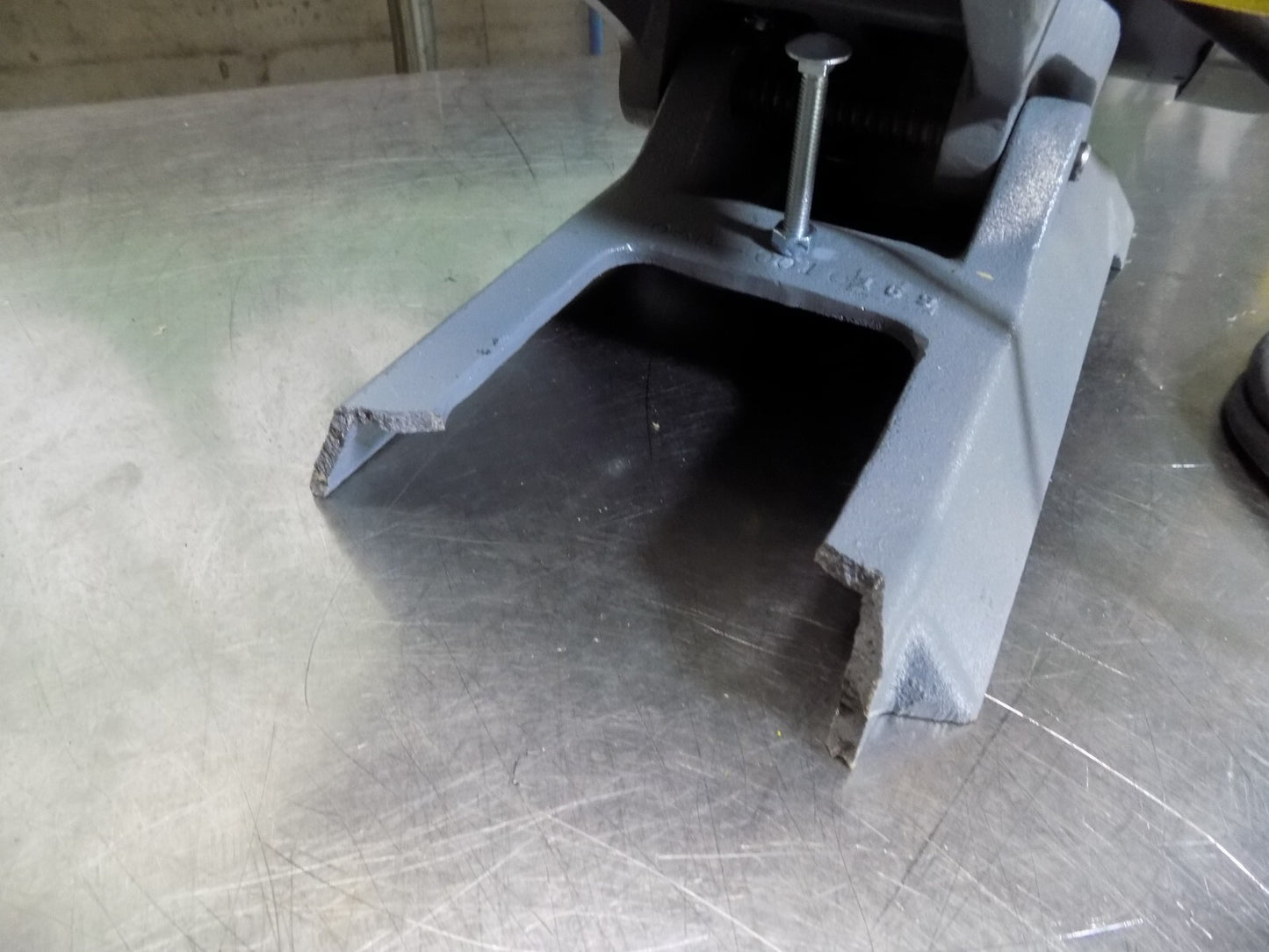 Kalamazoo Heavy Duty 7" Abrasive Chop Saw 1 HP 115/230v K7B Broken Base