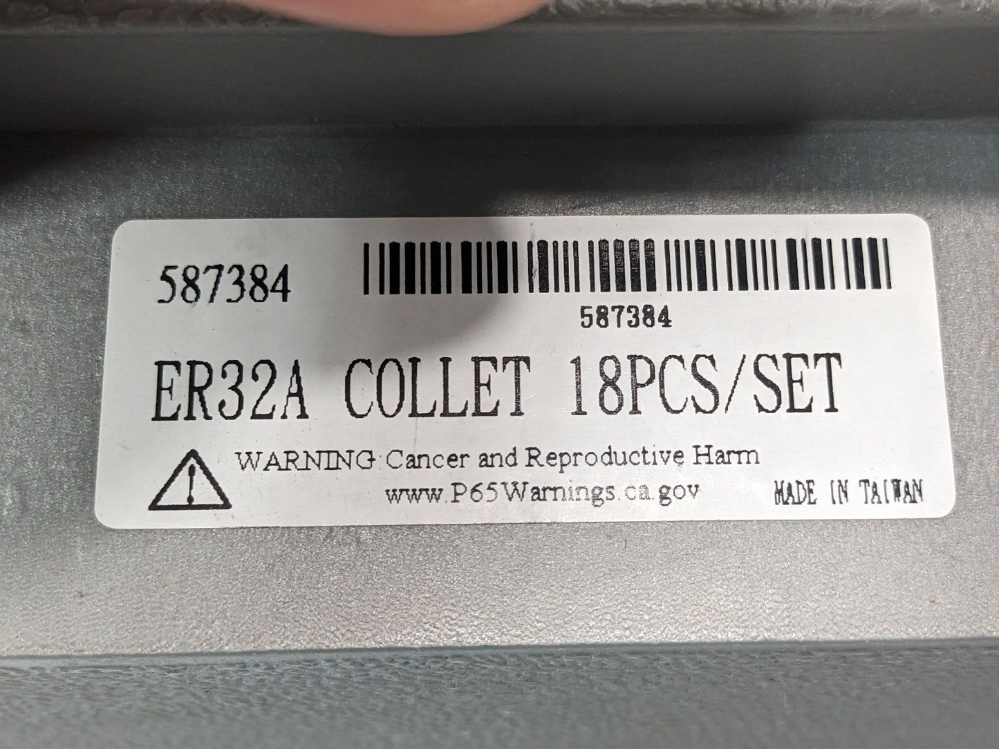 Accupro 18 Piece Collet Set ER32 W/Collet Chuck 587384