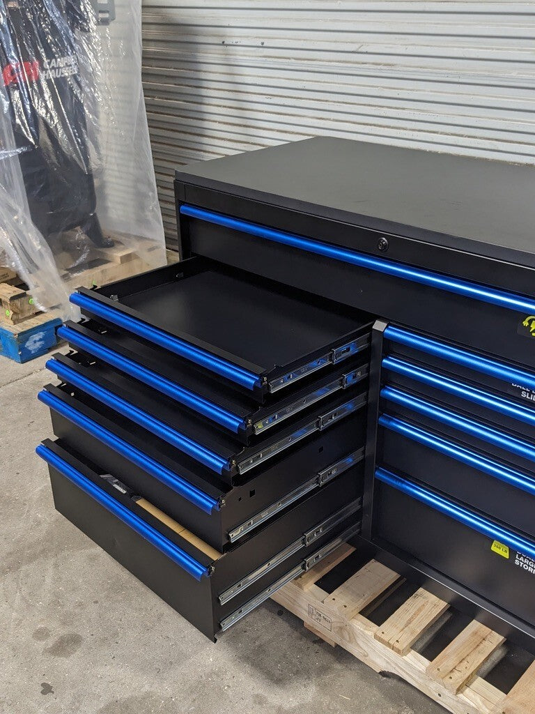 Montezuma Roller Cabinet Tool Box 11 Drawer 56 x 24 x 41 Scratch N Dent