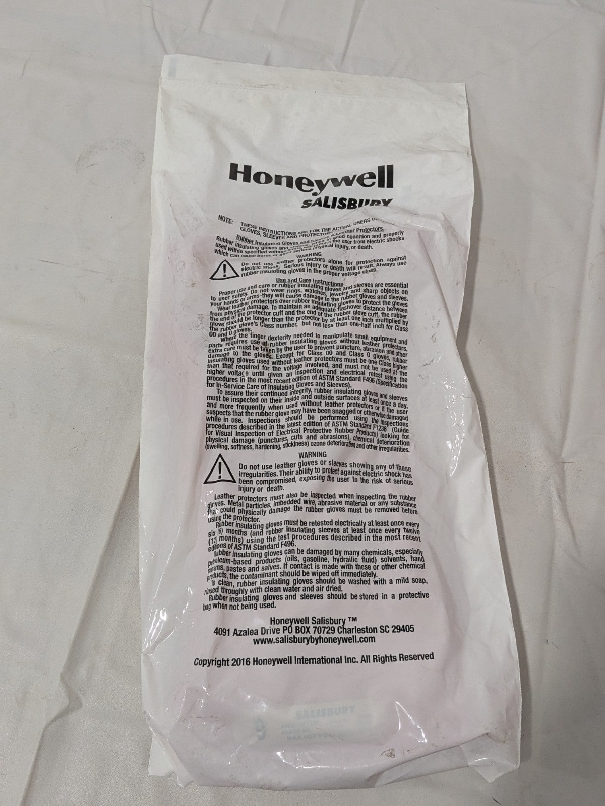 Honeywell Rubber Linesman Gloves: Class 00, Size Large, 11" Long E0011R9
