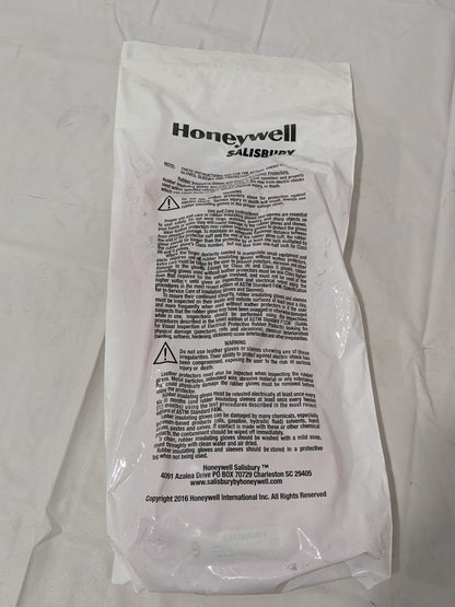 Honeywell Rubber Linesman Gloves: Class 00, Size Large, 11" Long E0011R9