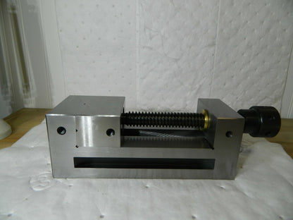 Interstate Toolmaker's Vise 3-7/8" W 4-3/4" Opening Cap. 1-9/16&q