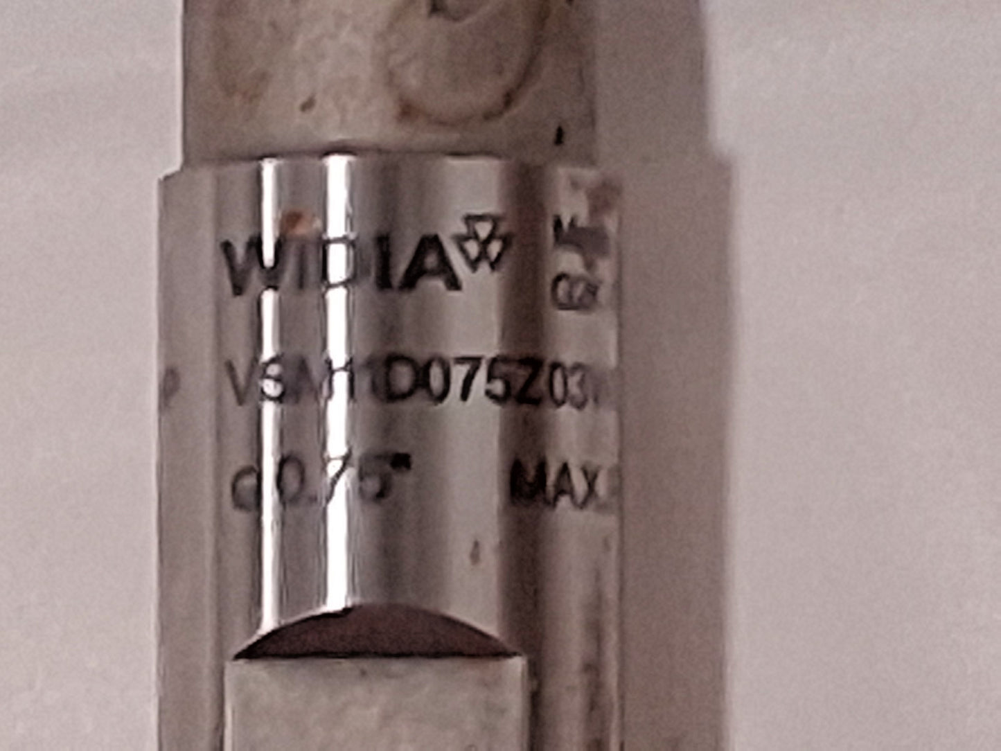 Widia Indexable Square-Shoulder End Mill Cosmoline Coating 5416418