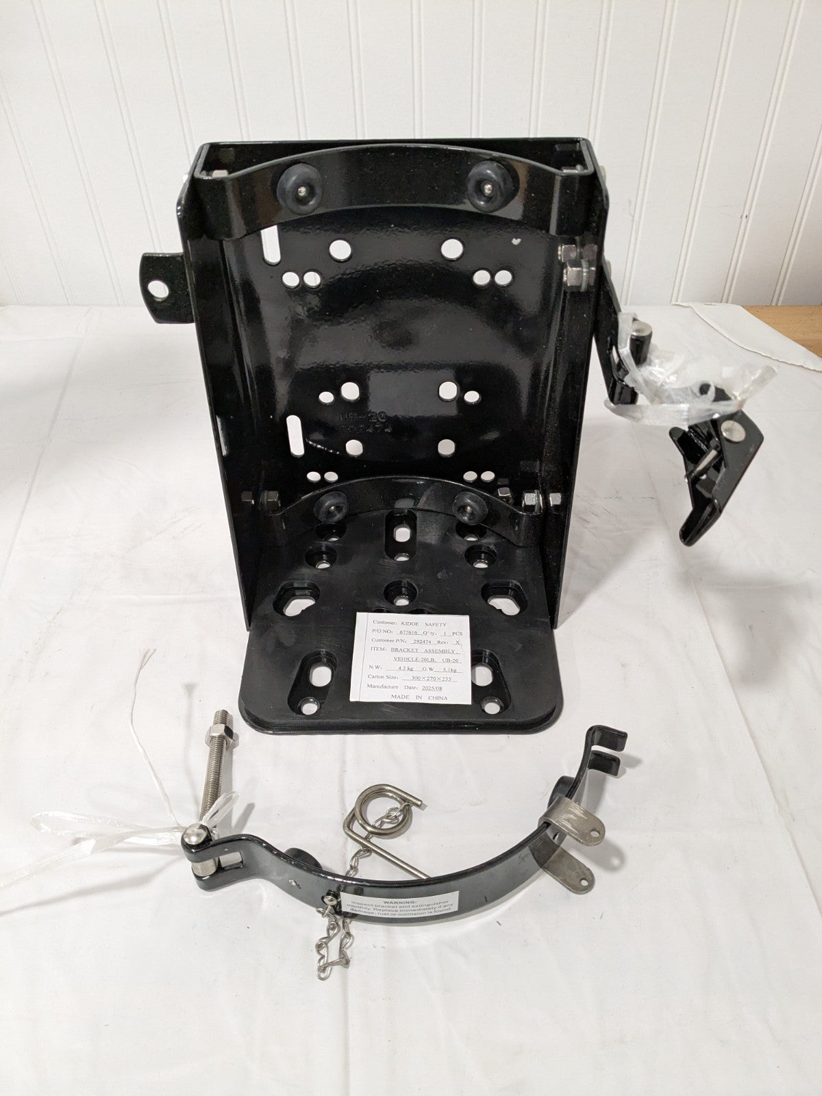 Kidde Black Heavy Duty Fire Extinguisher Bracket 20 Lb Capacity 292474