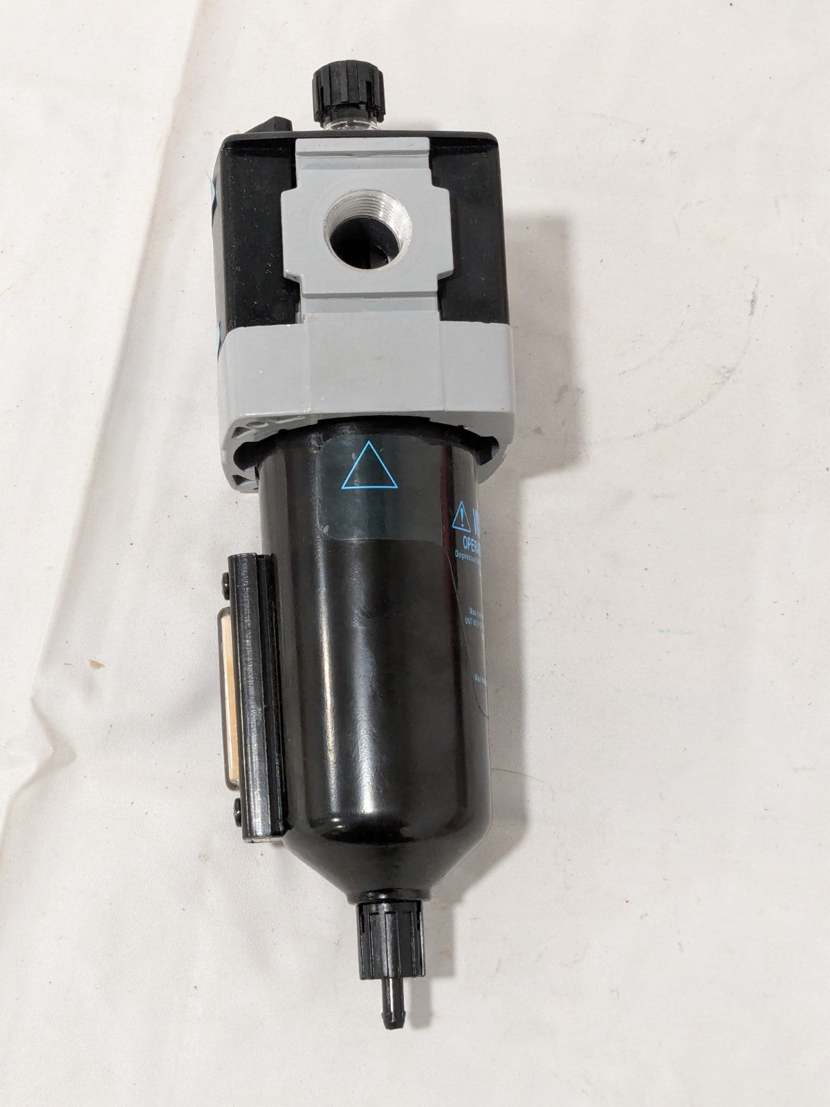 Wilkerson Standard Compressed Air Lubricator: 1/2" Port, 110 CFM L28-04-KL00B