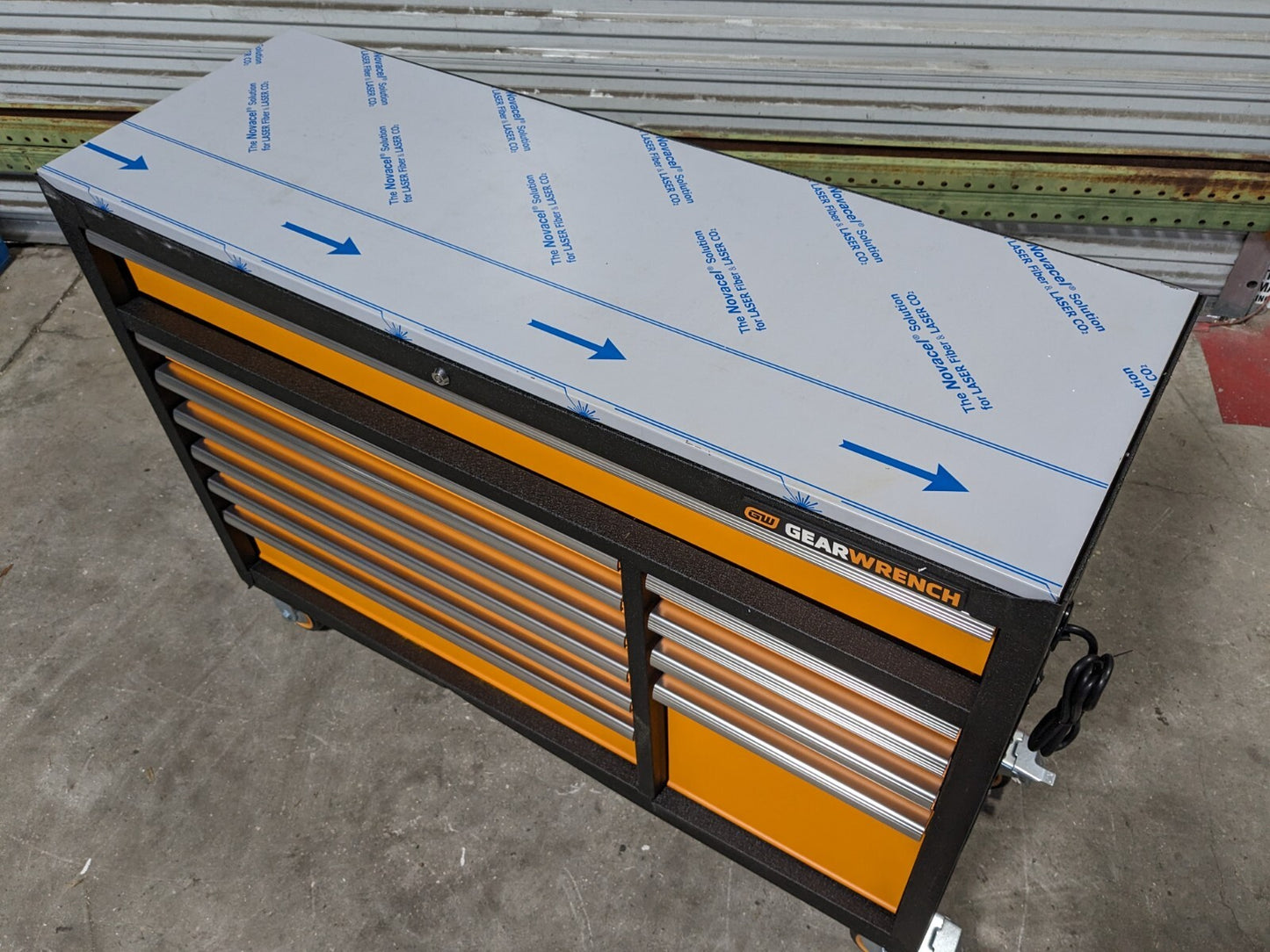 GearWrench GSX Tool Box Roller Cabinet 11 Drawer 52" x 18" x 36"