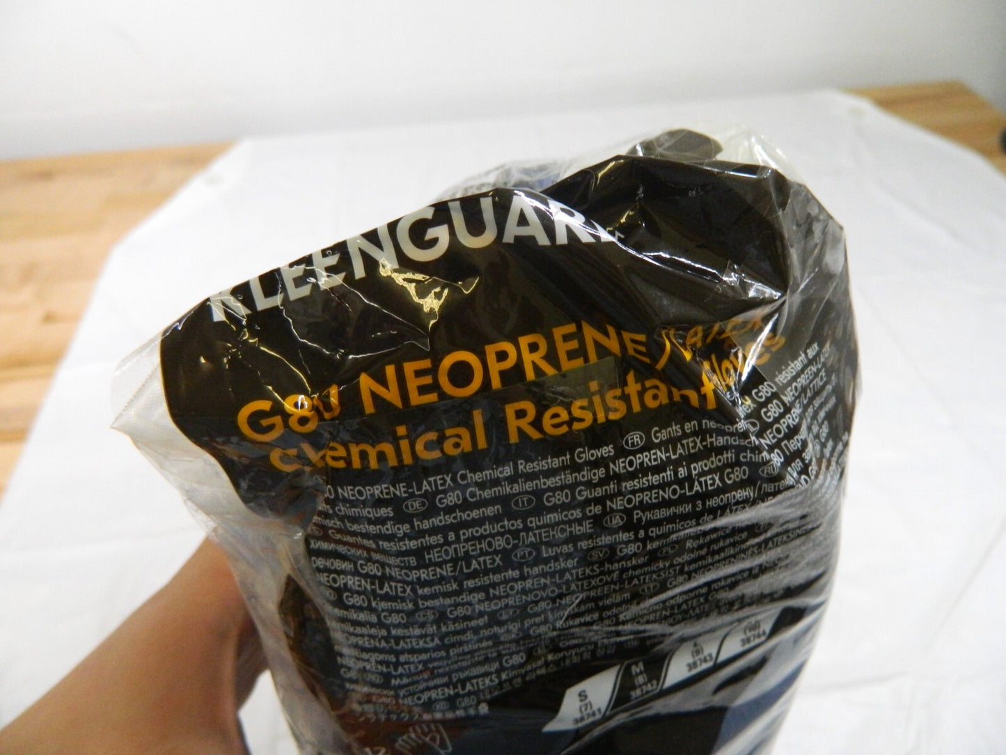 KLEENGUARD Chemical Resistant Gloves 12pk: MediumLatex & Neoprene 38742