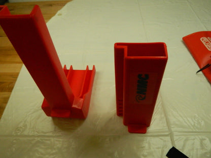 ACCUFORMNMC Pneumatic Lockout: 5/16 Max Shackle Dia CDP1298