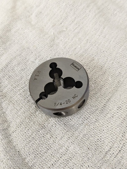 TITAN USA Round Die: 1/4-20, 1-1/2" OD HSS TE80128