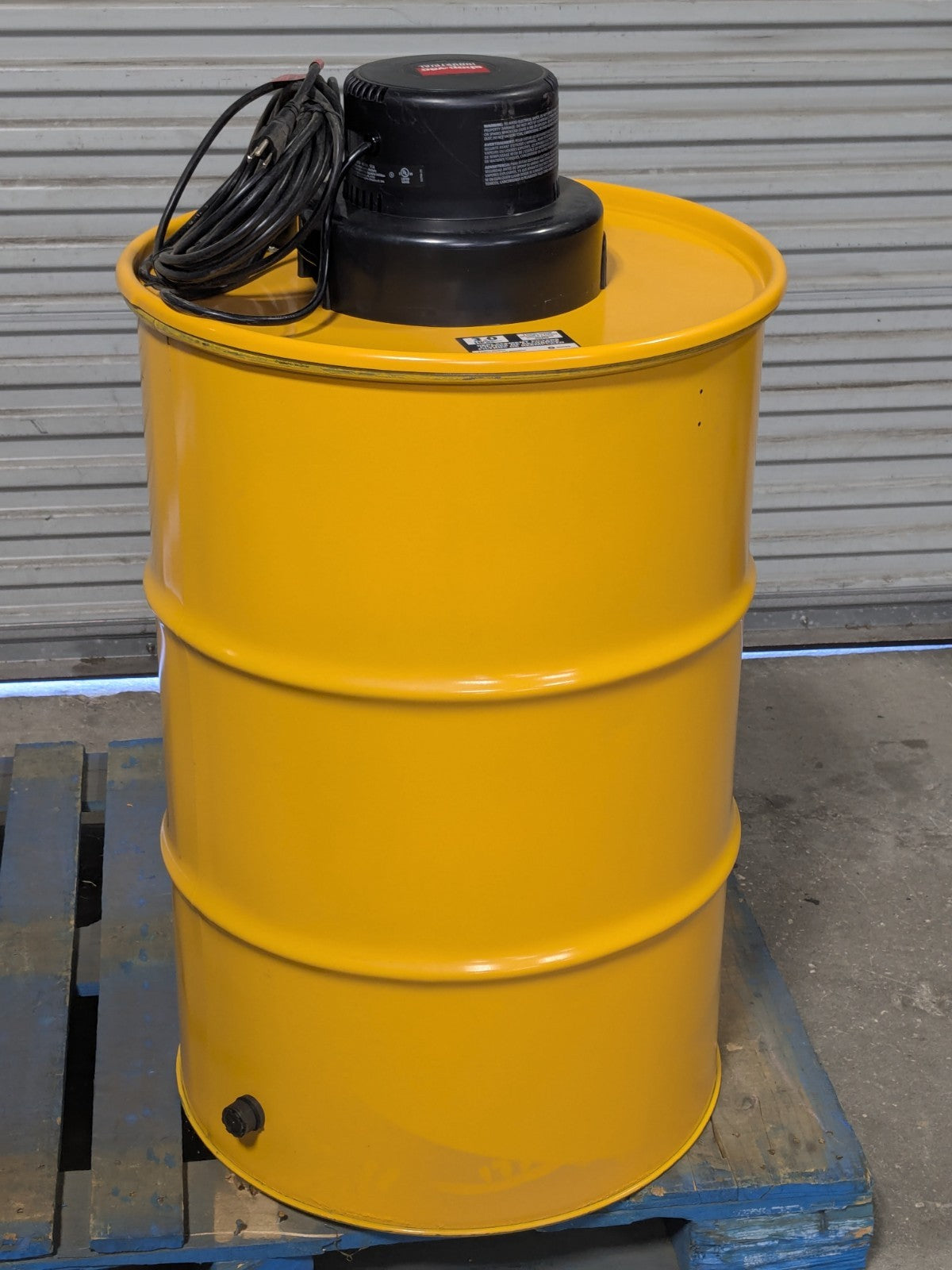 Shop Vac Industrial Wet / Dry Vacuum 55 Gallon Tank 3 HP 120v 11 Amp 9700510