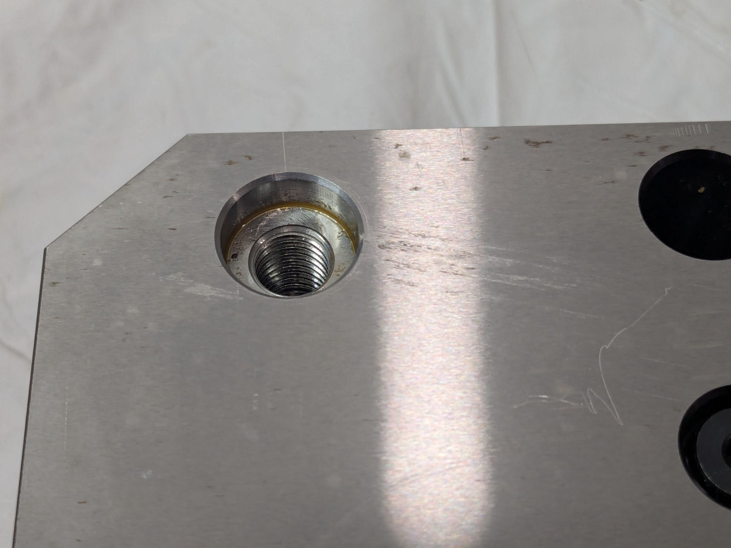 5th Axis Self-Centering Vise Manual 125.7mm x 152.4mm x 73.6mm V562X