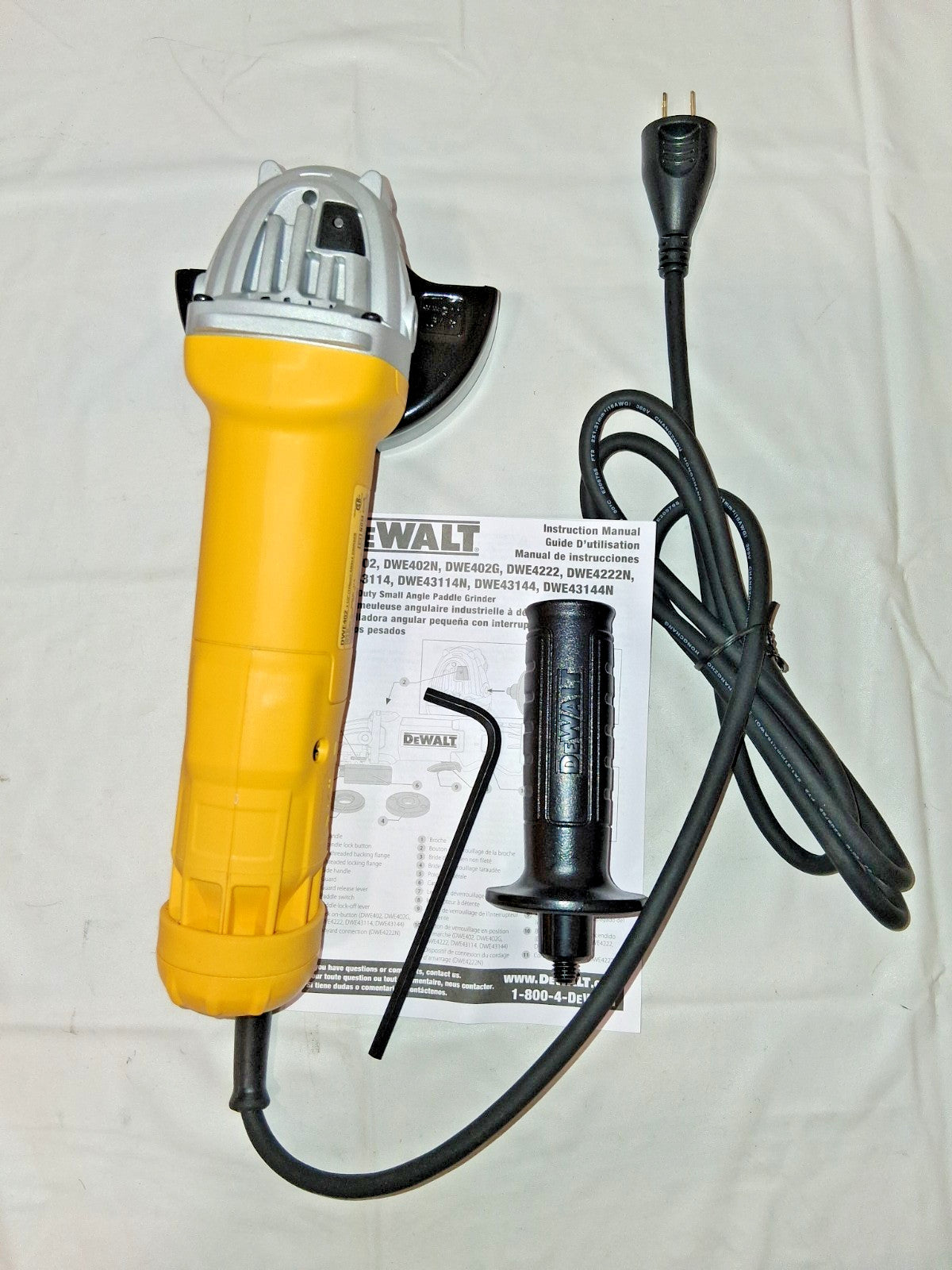 DeWALT 4-1/2" Angle Grinder 11 Amp 11000 RPM (Bare Tool) DWE402